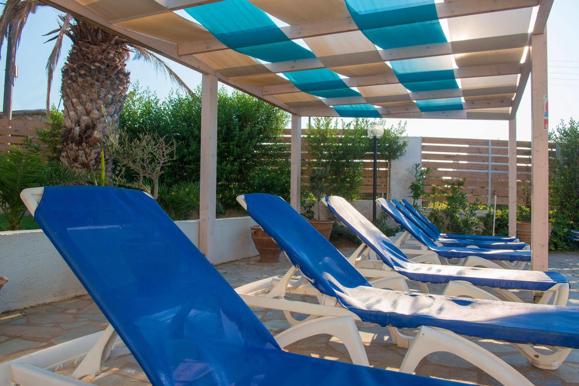 Oasis Beach Hotel - Adults Only Ανισσαράς Εξωτερικό φωτογραφία